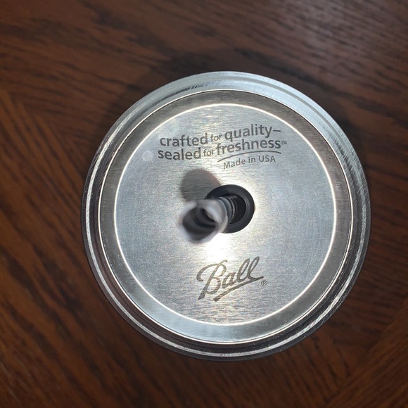 🤍MAMA BEAR BALL JAR WITH LID & STRAW🤍 - Picture 2 of 6